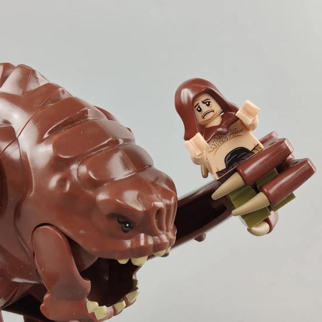 乐高lego75005rancorpit电影星球大战绝地归来里的一个场景