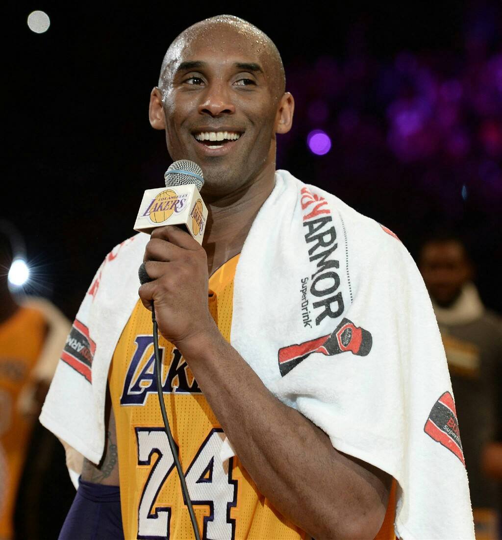 科比60分退役战四周年纪念,瓦妮莎发文深情悼念亡夫