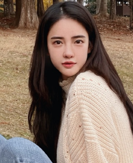 潘南奎大学素颜照曝光,"微笑唇"太抢镜,真不愧是天生丽质