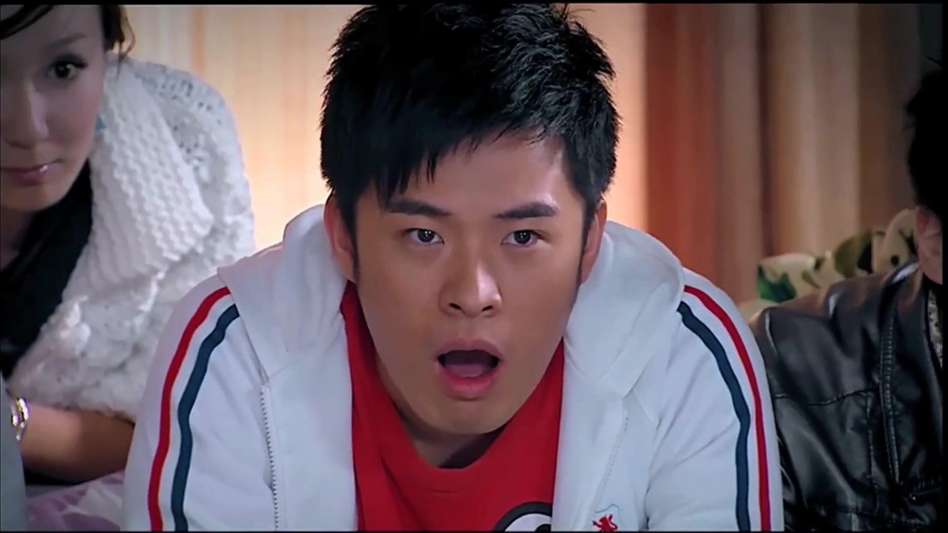 2009年,陈赫因饰演《爱情公寓》中的"曾小贤"这一角色而走红,可以说