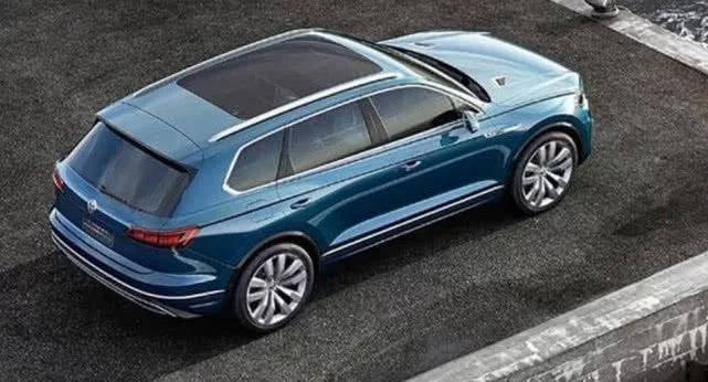 大图模式今天说的这款车就是大众t-primegte.