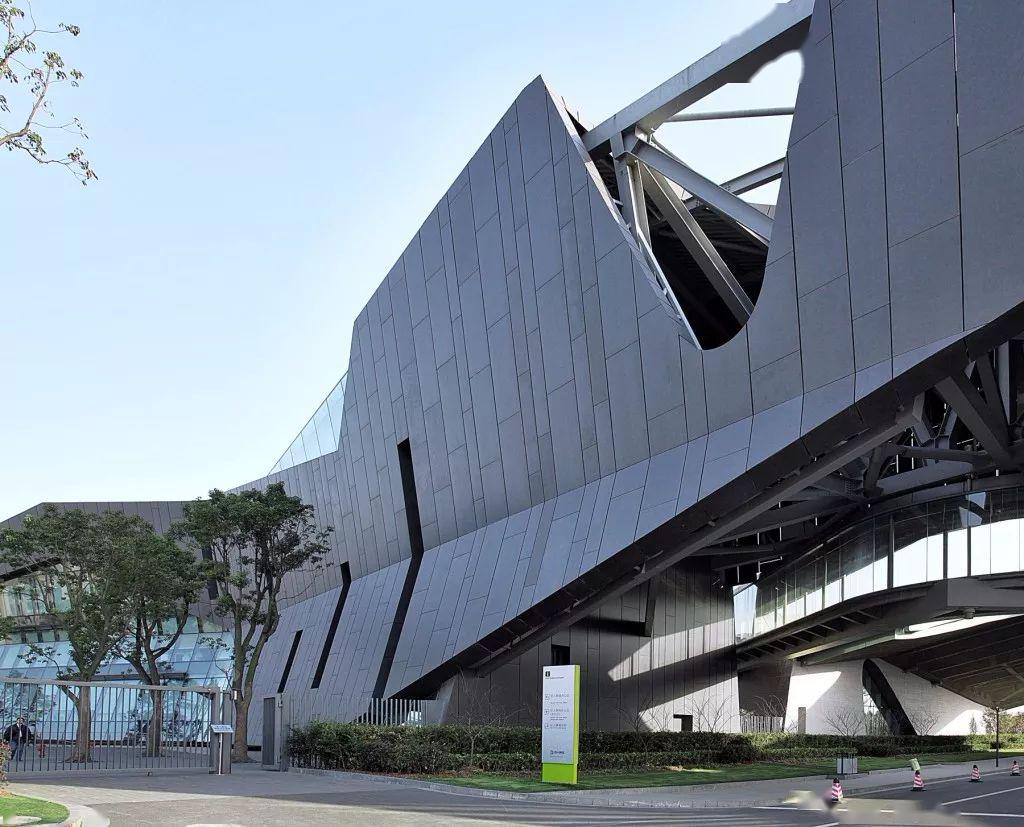 史玉柱 普利茨克的梅恩,上海这个低调又不一般的巨人总部大厦!