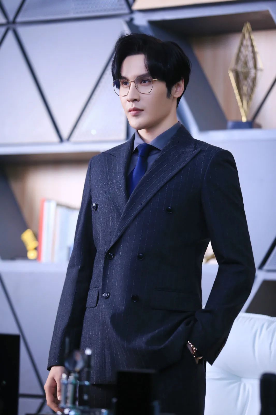 《忘记你,记得爱情》原声带正式上线,演绎浪漫爱情故事_居来提