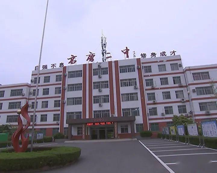 高唐县委书记张颖到县第二中学调研学校开学准备工作