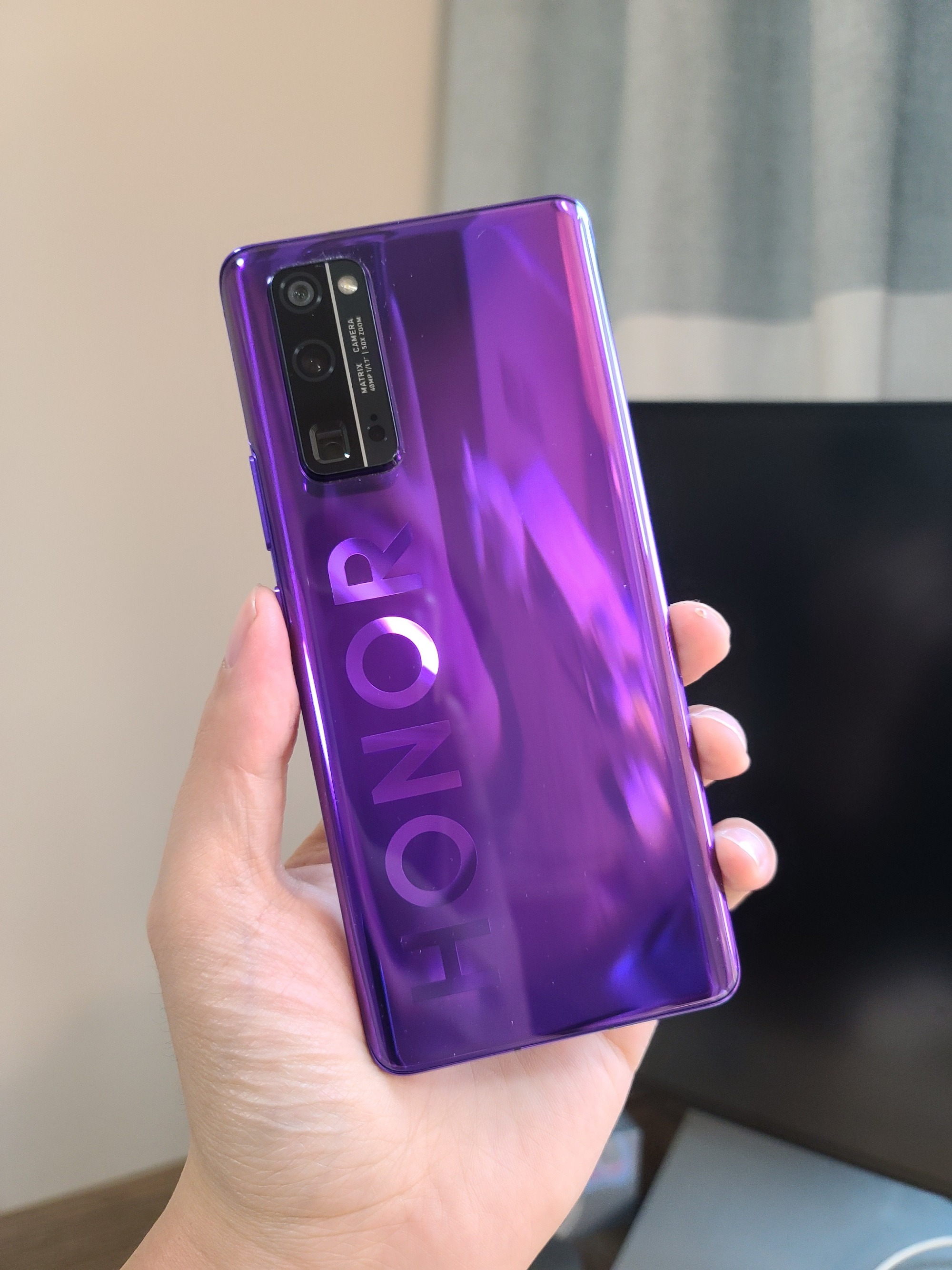 荣耀手机5g旗舰发布,采用两款不同处理器