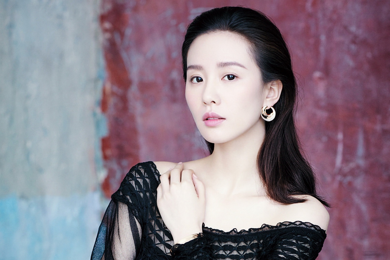 刘诗诗时装lofficiel封面内页公开眼神柔和如沐春风