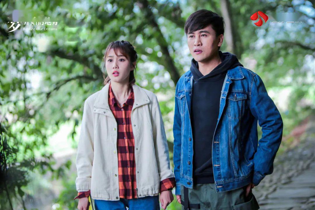 说,一气之下居然还撤销了赞助,面对这一波未平一波又起的乡村改造之路