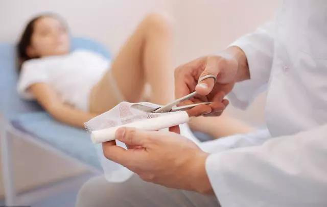 换药越勤对伤口越好