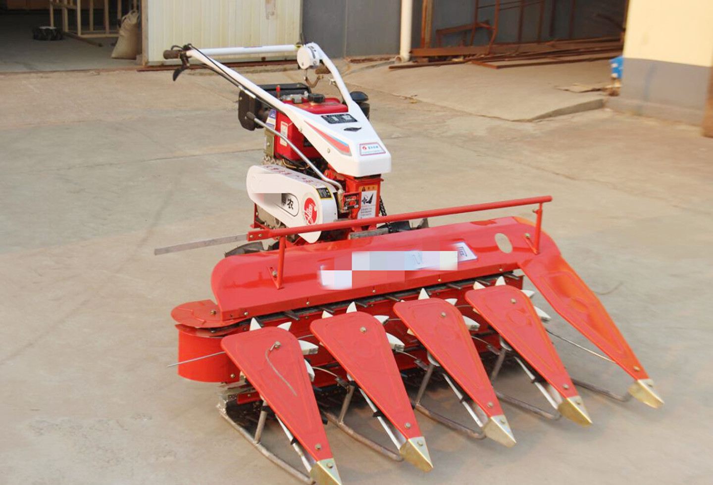 油菜收割机和谷子收割机能通用吗为什么