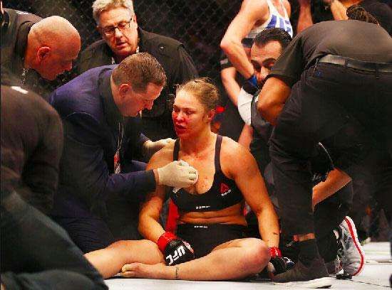 原创wwe摔小辉新闻隆达罗西假打言论引起各方不满或永被逐出wwe