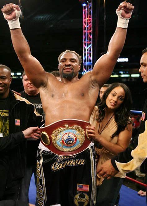 香农·布里格斯,徘徊在拳击黄金时代和东欧洪流间的孤舟