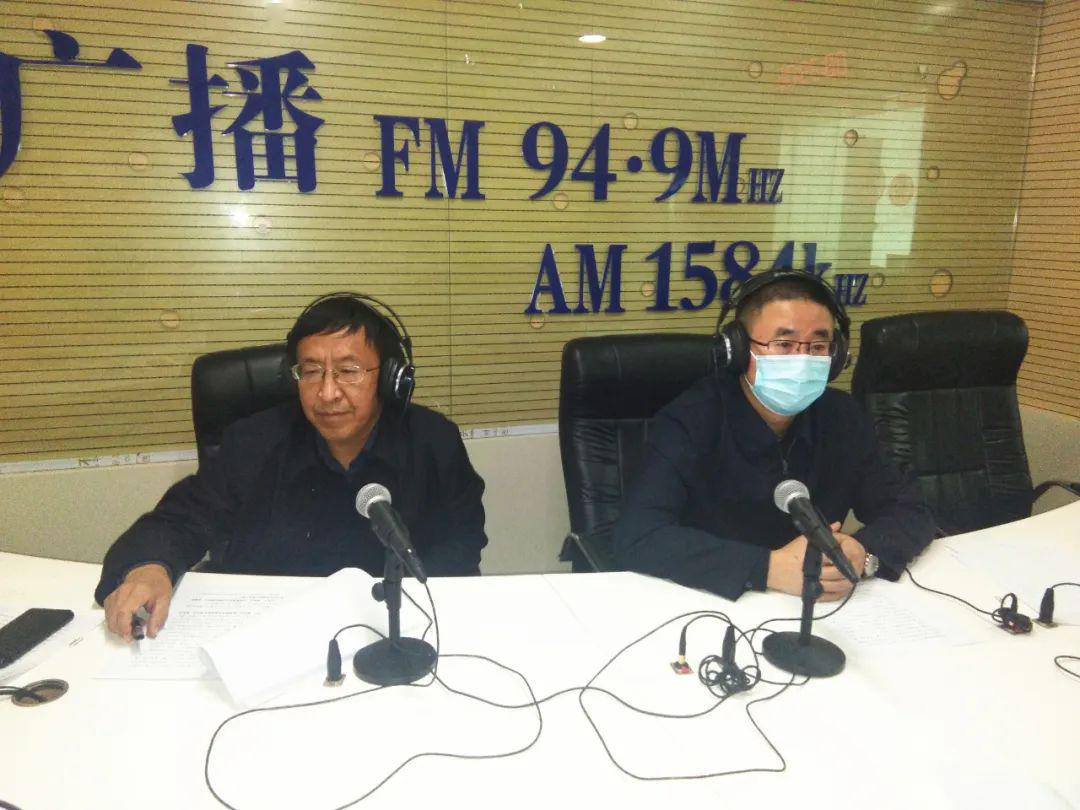 市应急管理局党委书记局长王建良参加党风政风热线节目