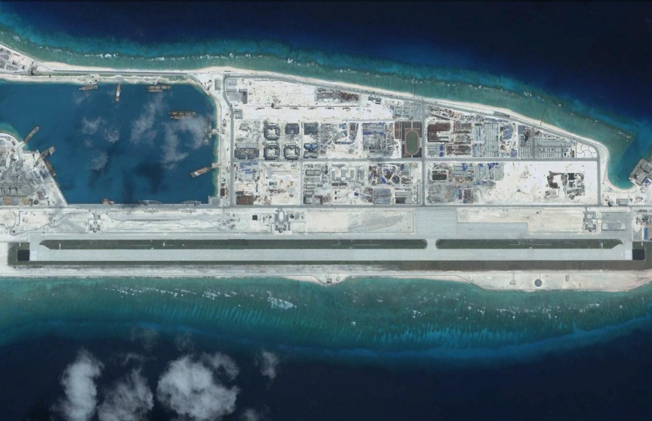 卫星航拍南沙群岛三大人工岛都建有机场第一大是美济岛