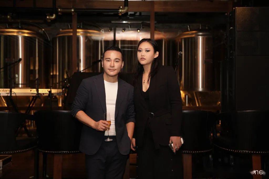 参加毛戈平彩妆活动94《嘉人》杂志的彩妆issue和唐毅老师合作94