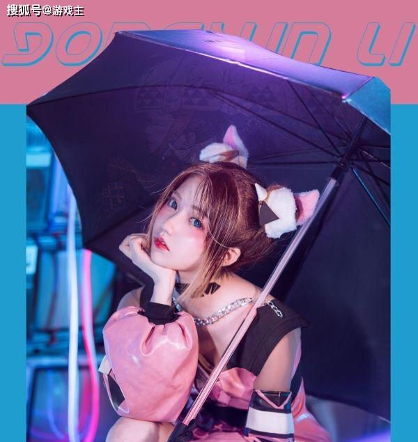 王者荣耀小姐姐cos公孙离无线星赏官可爱到爆炸