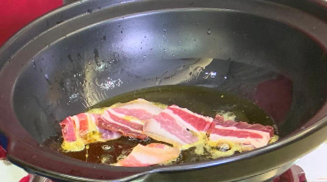 美食淄博大厨露一手砂锅煲杭州豆腐