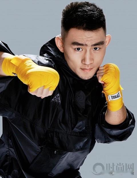 闯进八角笼内的"功夫猴子",97年帅气型男宋亚东