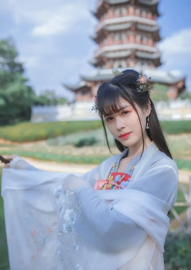 零基础学盘发超美的汉服盘发清新小仙女