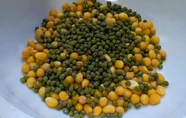 我家黄豆从不打豆浆加1把绿豆简单几步上桌3斤不够吃解馋