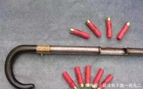 这是拐杖手枪,隐蔽性很强.那么小口径,真的是枪吗,暗杀神器啊.