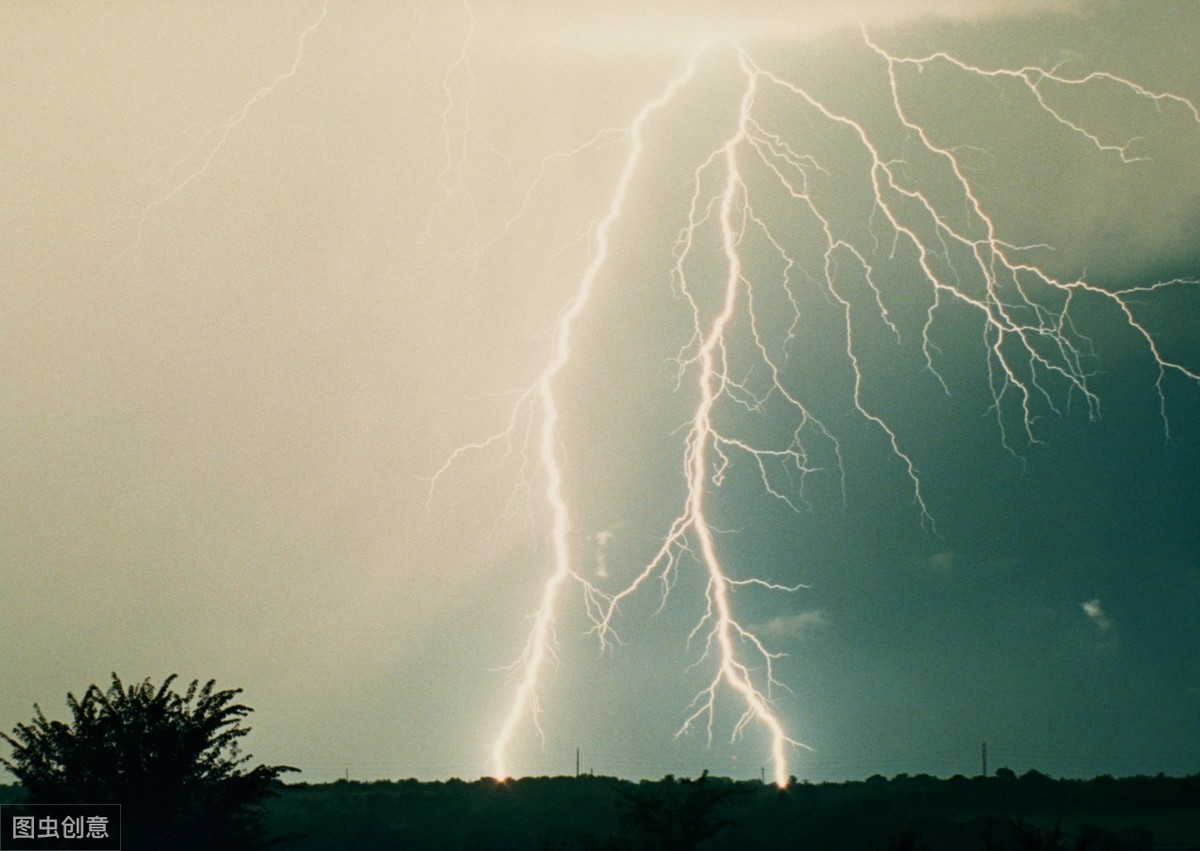 描写不同天气的好词,好句,好段汇总,给作文多添一分色彩!