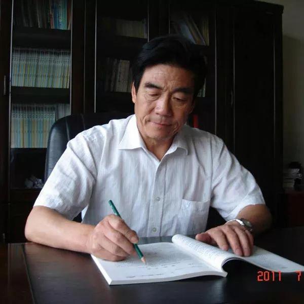 张神明李兰图白 桢王克运王立义一,功勋校长"功勋校长""功勋教师""