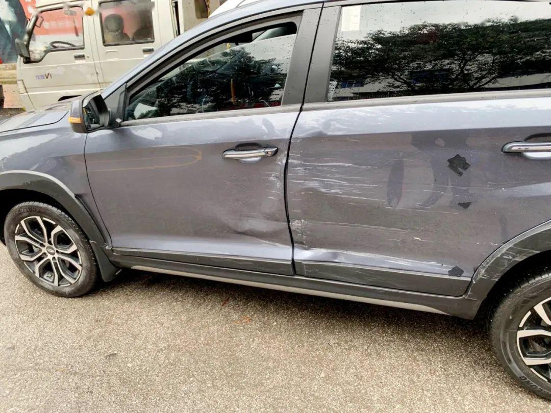 吓人刚提的suv第二天就撞了原因竟是这个习惯性动作