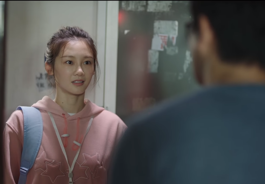 我是余欢水:栾冰然是怎样的存在?是无公害小白兔?还是心机女?