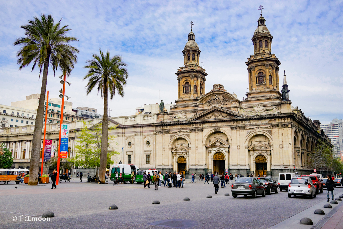 在智利首都圣地亚哥逛市集走街串巷