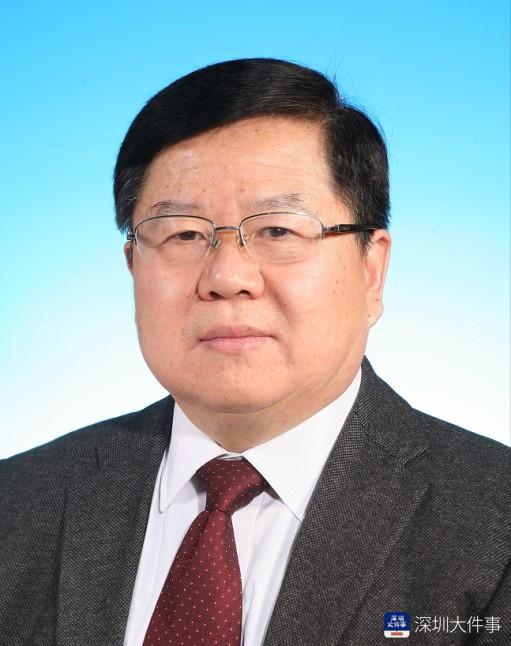 "妇科专家盛修贵副院长开门见山,直接抛出了宫颈癌患者心中最关注的两