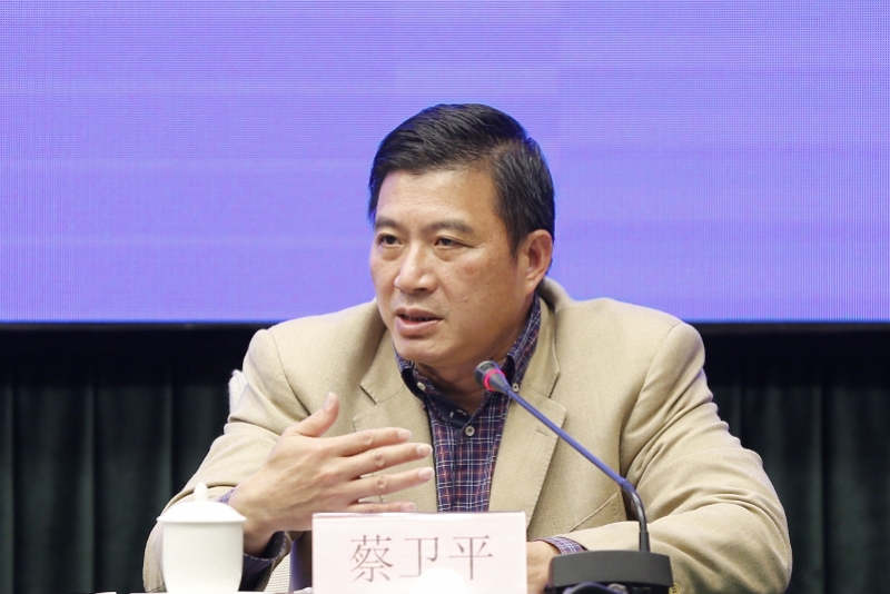 传染病专家蔡卫平至今未发现新冠病毒减弱迹象约20无症状感染者会转为