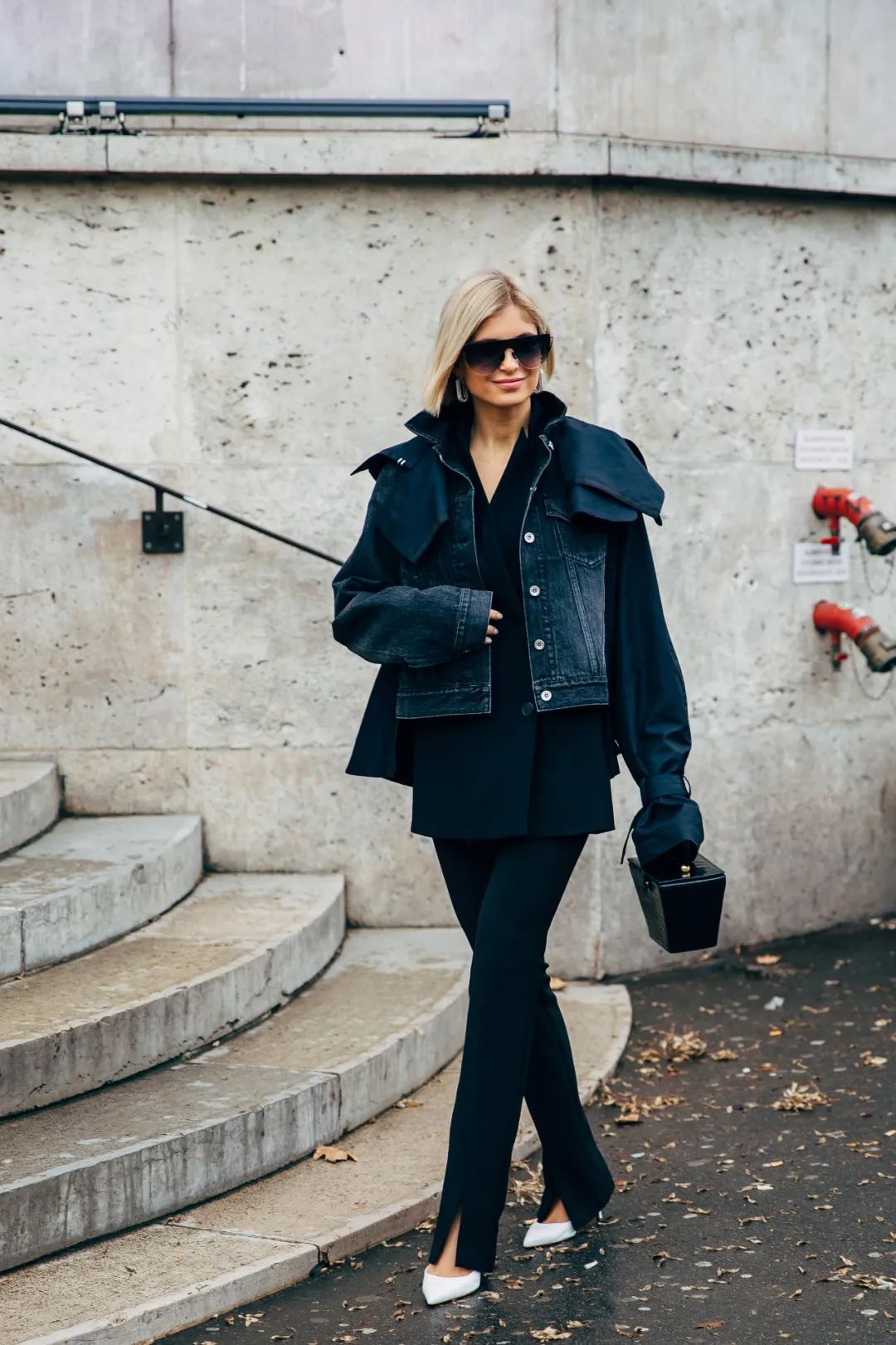 原创别再卷裤脚了2020年春夏最流行的裤子长这样