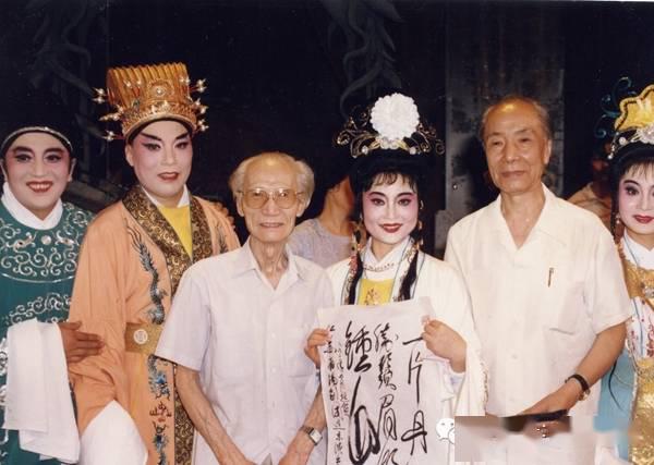 凭一曲南归记成为锡剧摘梅第一人视频回顾倪同芳王根兴的经典名段兄妹