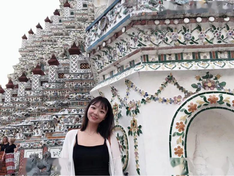 大眼睛甜甜的重庆妹子已定居杭州他最好有房有车