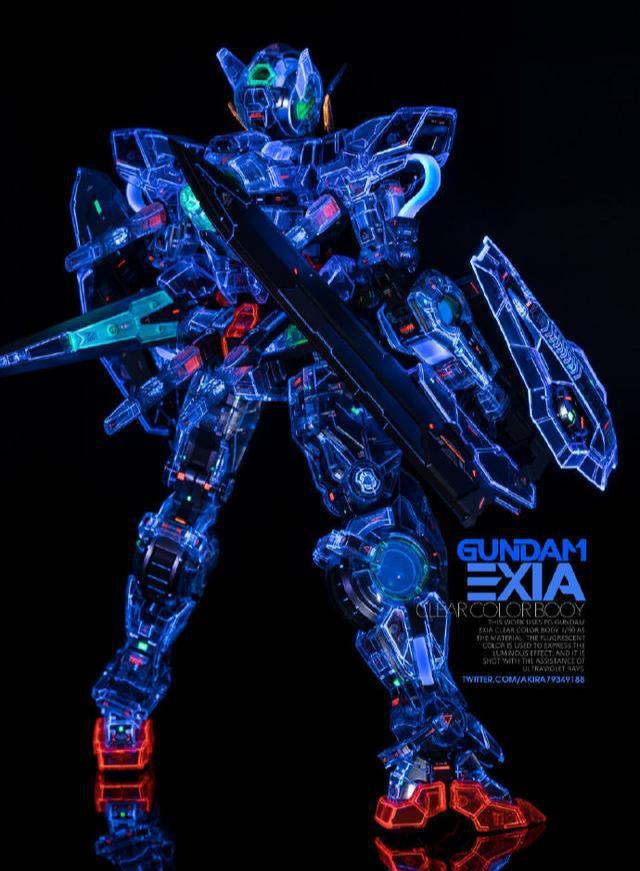 彩透高达模型的正确玩法荧光漆pg能天使高达