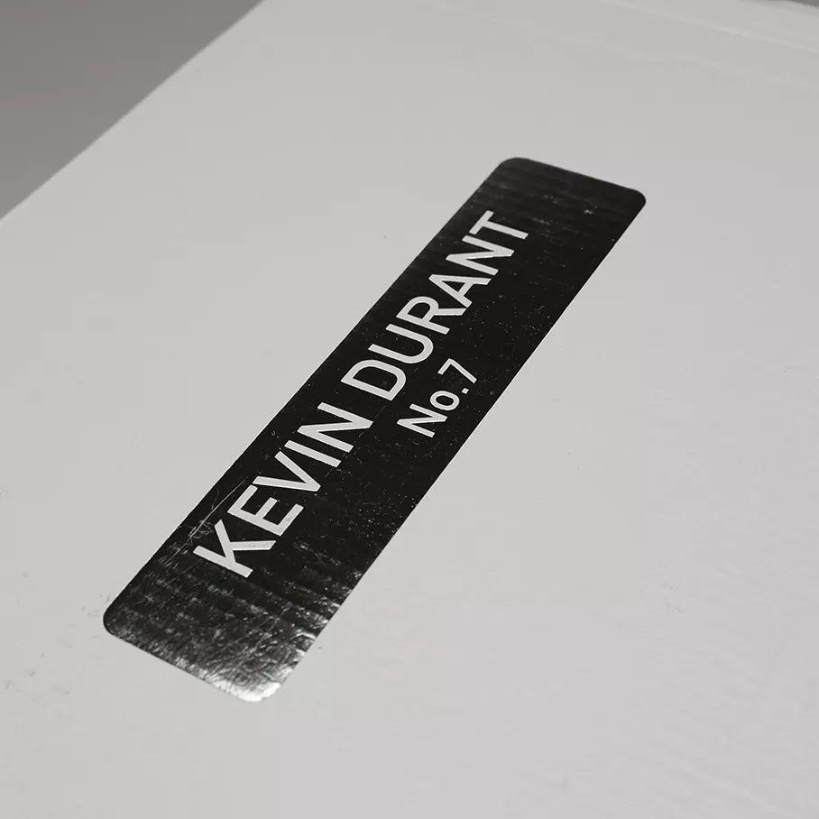 kd13采用相当朴素的鞋盒设计061299rmbci9949-4002020年q1kd13 ep