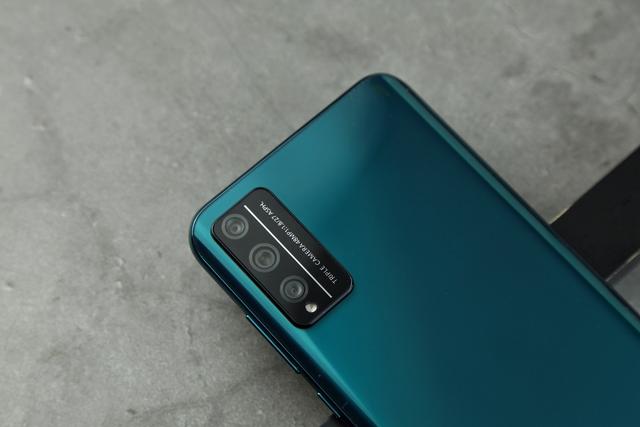 原创95后年轻人新选择荣耀play4tpro上手体验