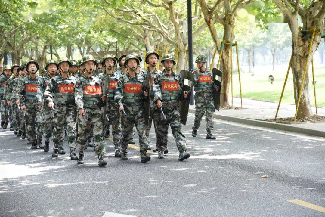 湖州军分区投身两山实践服务基层治理活动