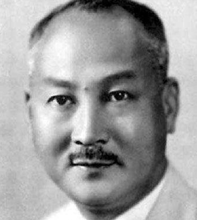 粤军总司令许崇智被蒋介石设计下野他的最终结局如何