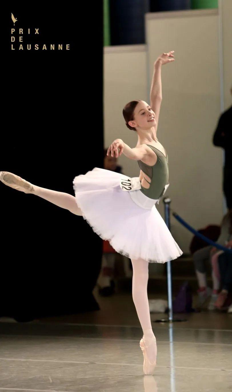 芭蕾舞要什么样的身材,芭蕾舞身材口诀"三长,一小","三长"是脖子长