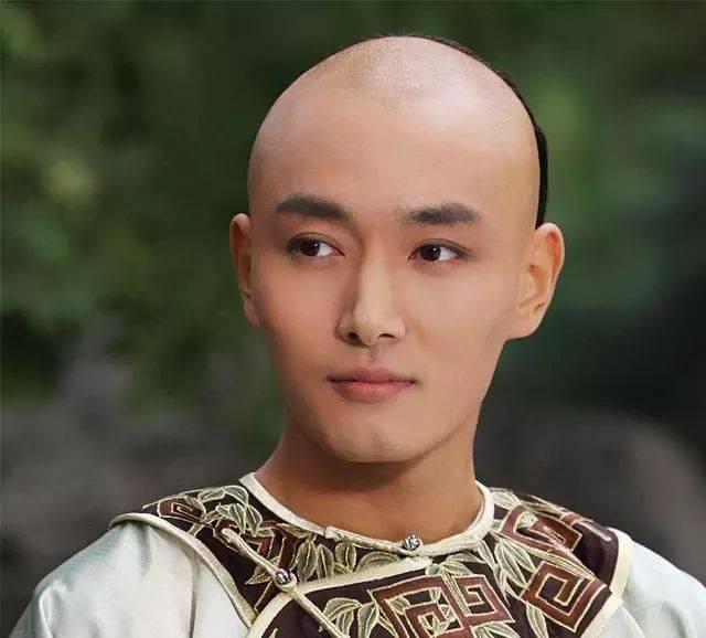 《甄嬛传》:三个女人为他而死,果郡王才是史上最大的渣男
