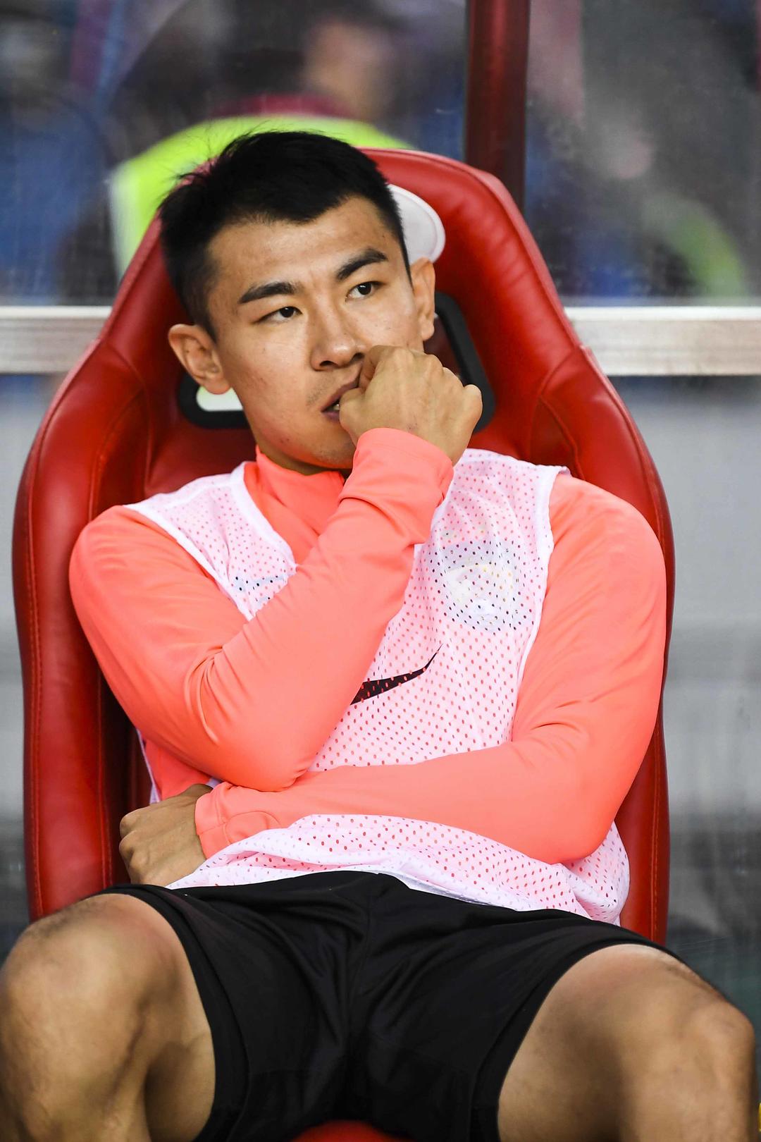 专家详解于汉超事件:开除有例可循 可申诉或面临索赔