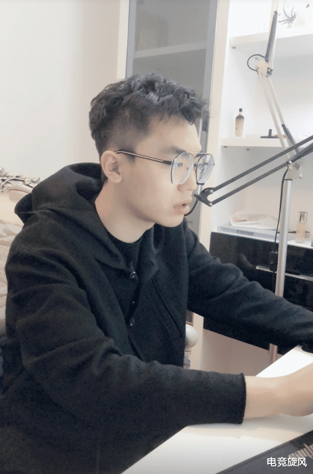 张大仙的真名叫张宏发妹妹的真名叫张宏美得知阿财的真名打扰了