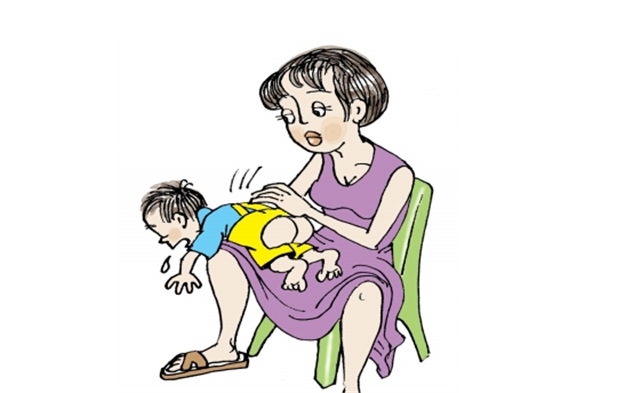 如果宝宝误食的异物卡在气管里如何急救呢看看育儿专家的理解