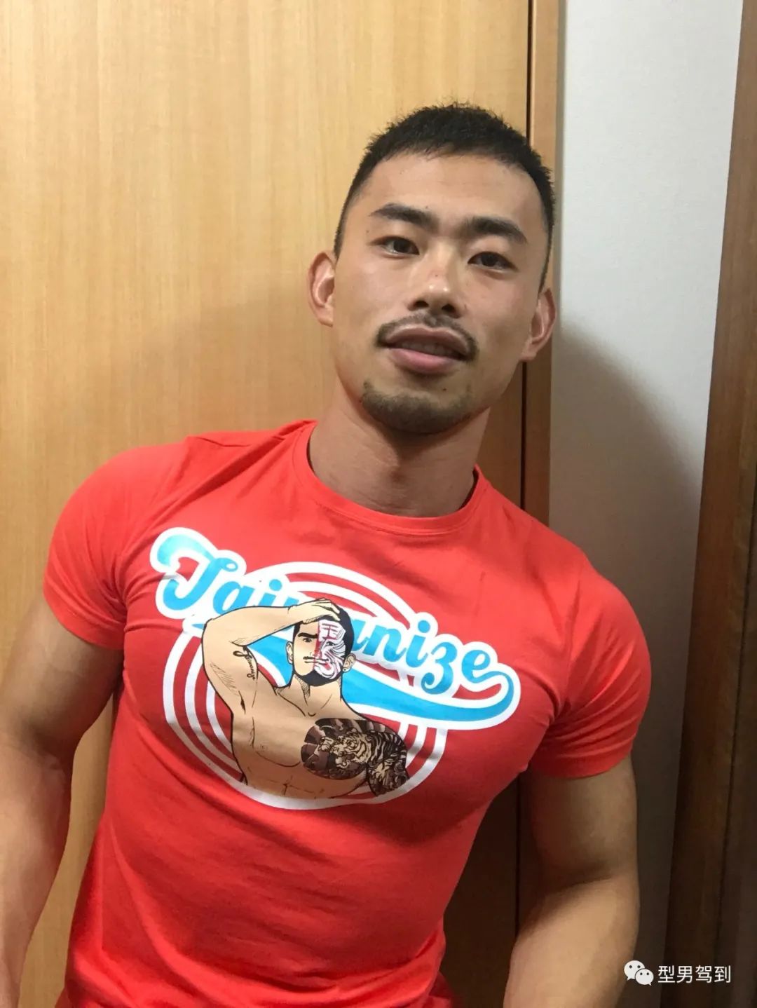 日本小钢炮秀身材走红,这肉体我好了_肌肉