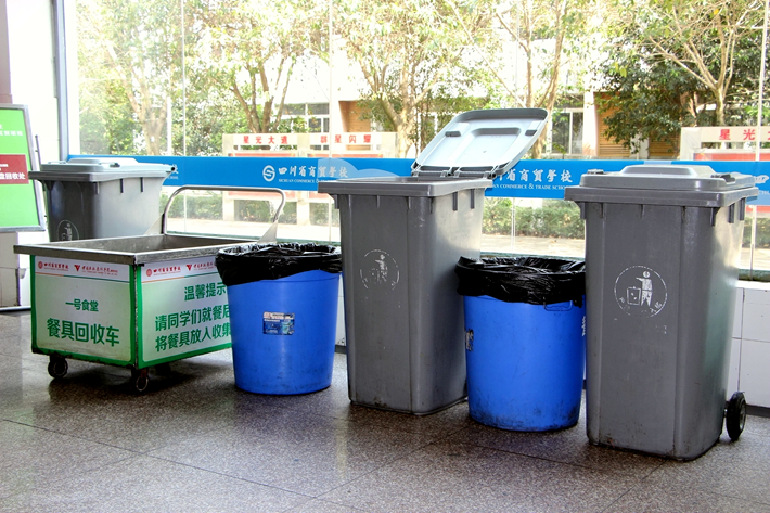 厨余垃圾分类处置食堂洗碗台上七步洗手法和肥皂等引人入目据了解