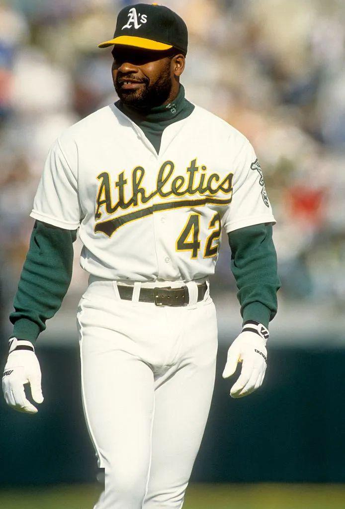 那些年穿过42号球衣的明星选手们