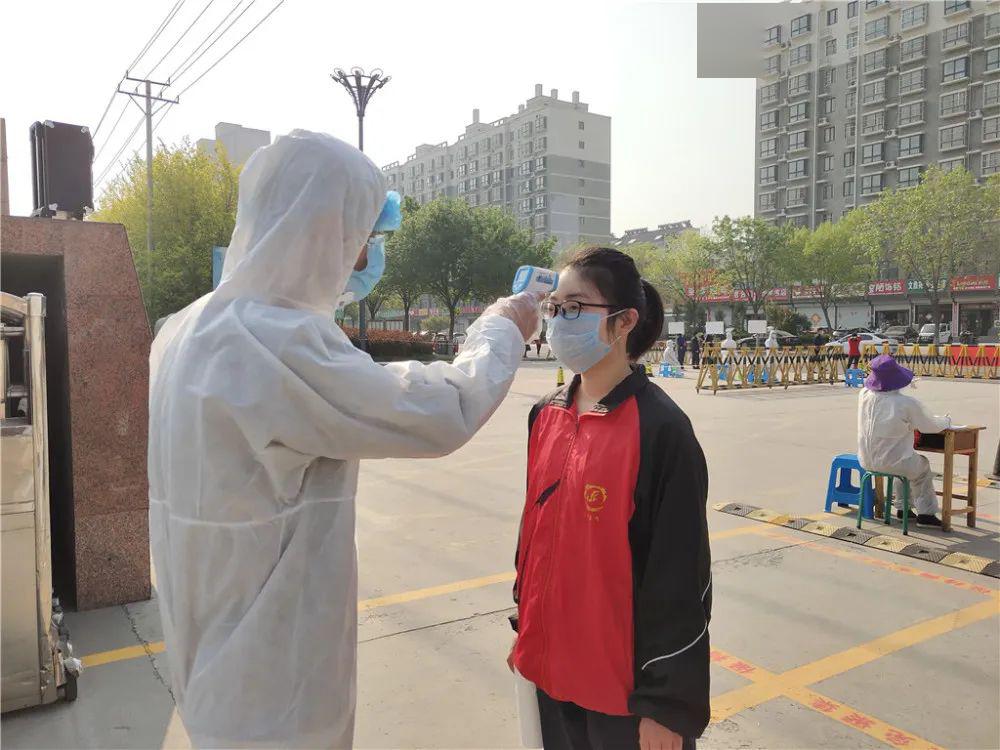 定陶开学第一天久违了校园