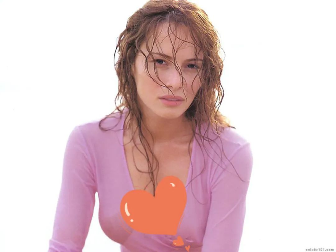 梅拉尼娅太有钱位列美国第一夫人财富榜首胜过希拉里和米歇尔