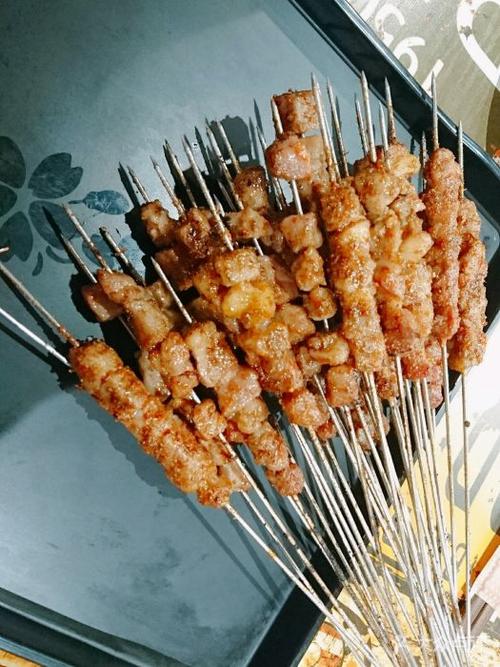 人生苦短,还好有烤肉烤肠_新疆